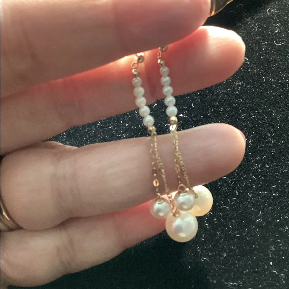 18K Solid Gold Dangling with Baby Akoya drop - Picture 3 of 7